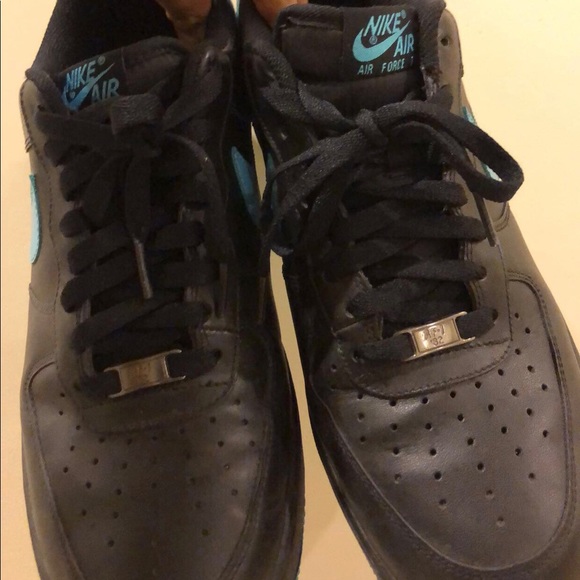 Nike Air Force 1 Black and Blue Limited Edition - Picture 4 of 5